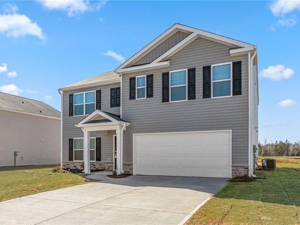 3737 Quail Haven Drive , Winston-Salem, NC 27107