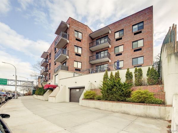 135-46 Grand Central Parkway , Unit 4C, Briarwood, NY 11435