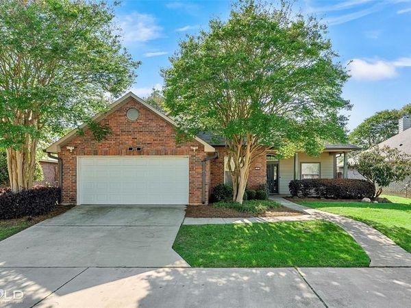 107 Riverbrooke Drive , Shreveport, LA 71115