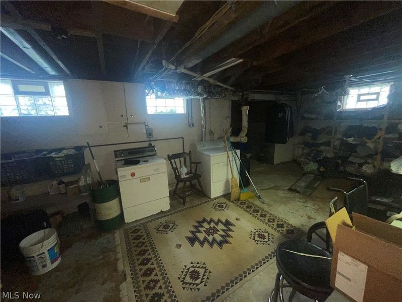 744 Carson Salt Springs Road, Mineral Ridge, OH 44440 Photo 13