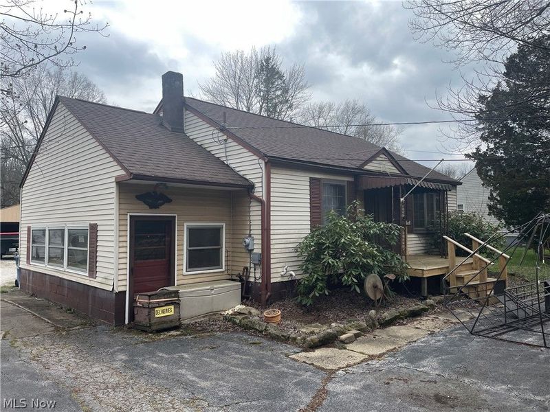 744 Carson Salt Springs Road, Mineral Ridge, OH 44440 Photo 2