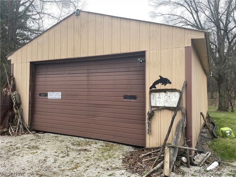 744 Carson Salt Springs Road, Mineral Ridge, OH 44440 Photo 6