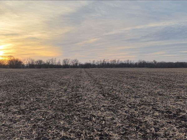 32239 Orchid Lane, Parkersburg, IA 50665