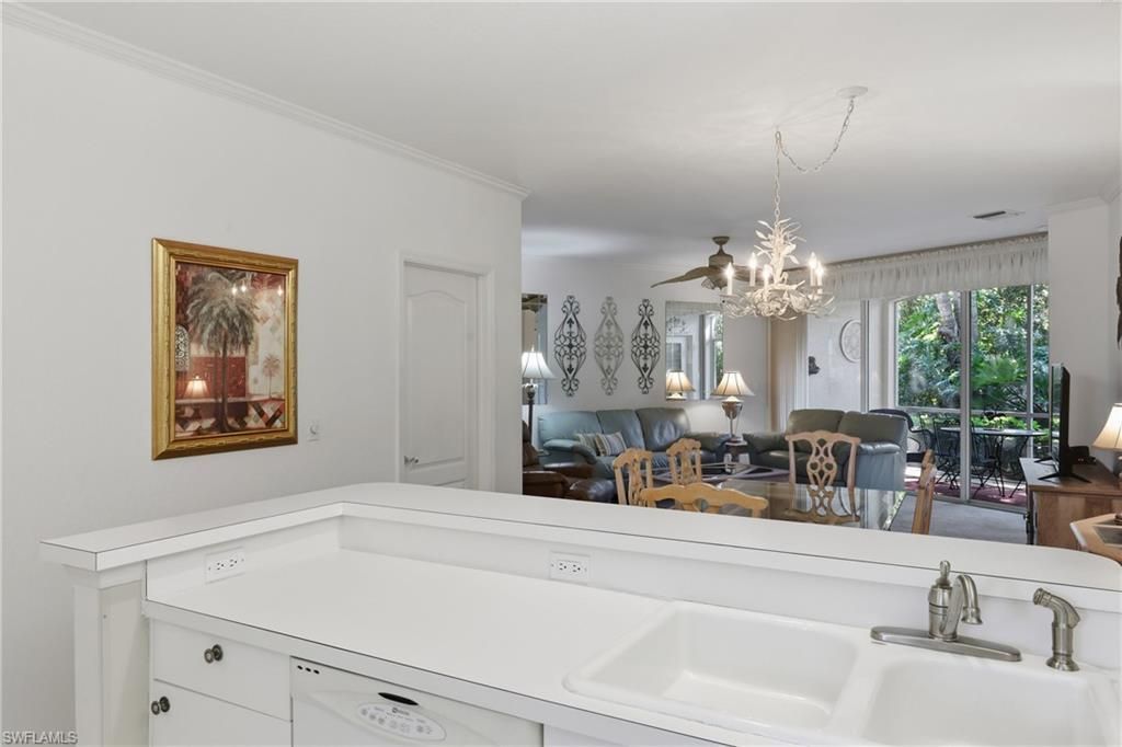 8420 Excalibur Cir, Unit R6, Naples, FL 34108 Photo