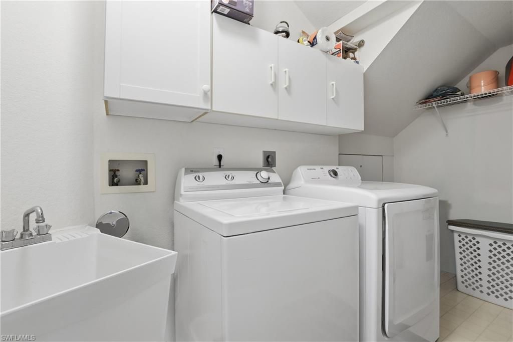 8420 Excalibur Cir, Unit R6, Naples, FL 34108 Photo