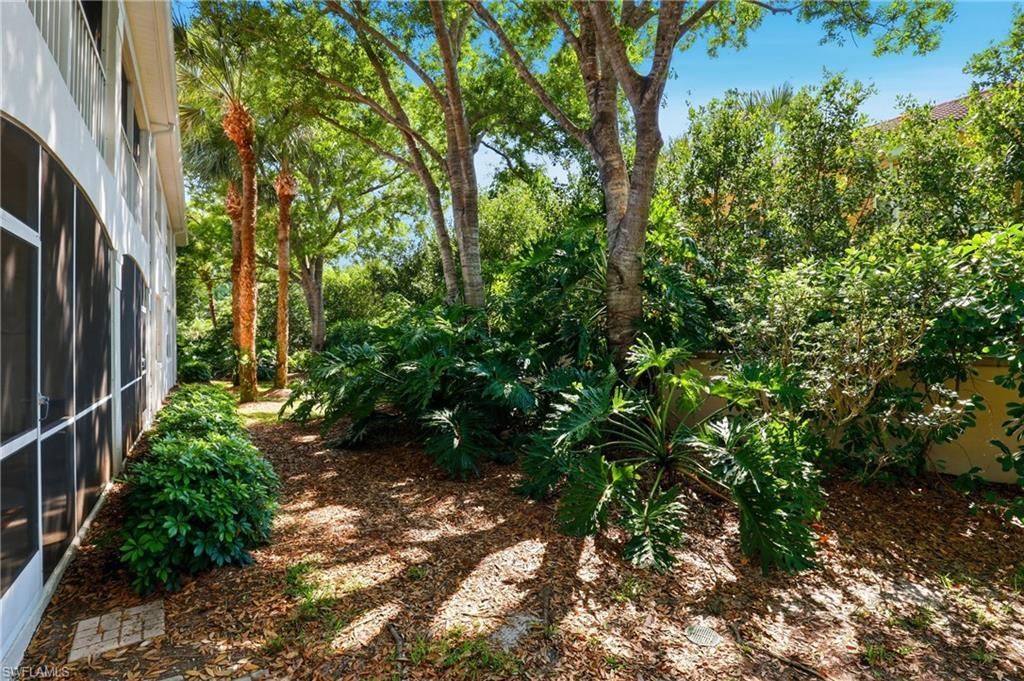 8420 Excalibur Cir, Unit R6, Naples, FL 34108 Photo