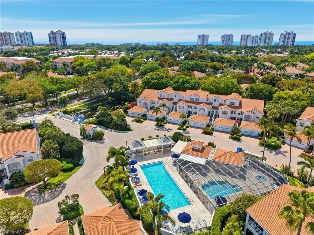 8420 Excalibur Cir, Unit R6, Naples, FL 34108 Photo