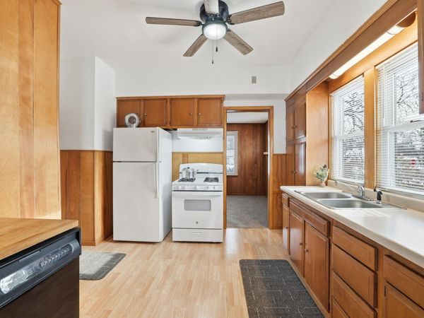 1443 Hazelwood Street , Saint Paul, MN 55106