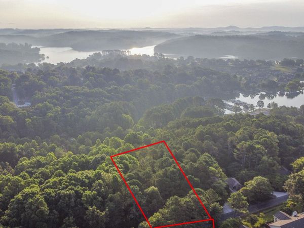 131 Sasa Way, Loudon, TN 37774