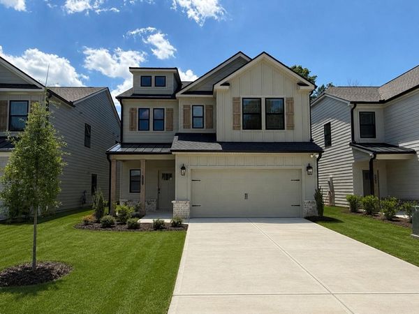 9282 Alban Chase Drive, Ooltewah, TN 37363