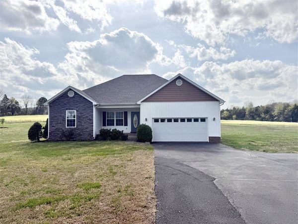 8550 Bowling Green Road , Morgantown, KY 42261