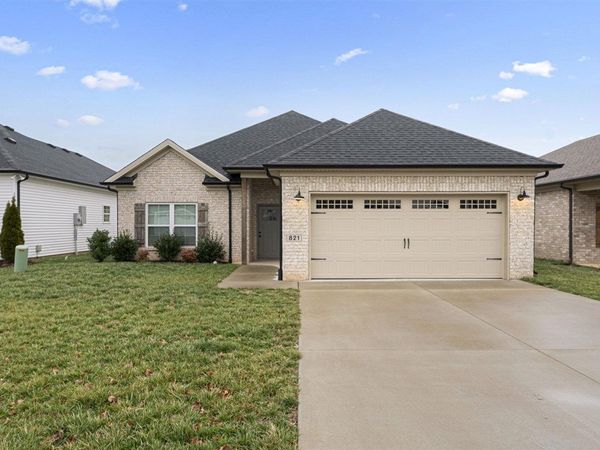 821 Poplar Log Drive , Bowling Green, KY 42101