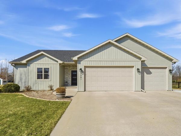 N9581 HARTFORD LANE, Appleton, WI 54915