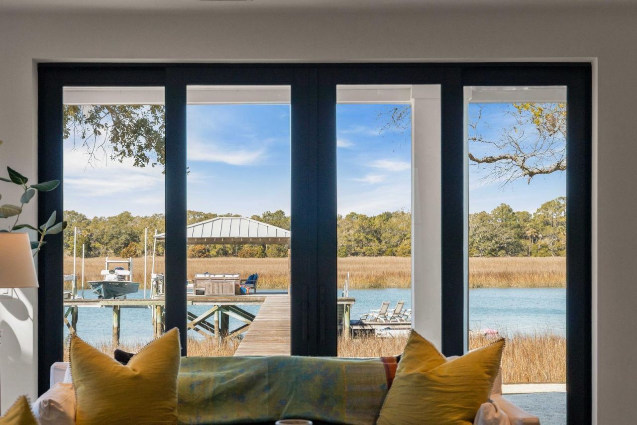 1001 Palm Boulevard Photo 27