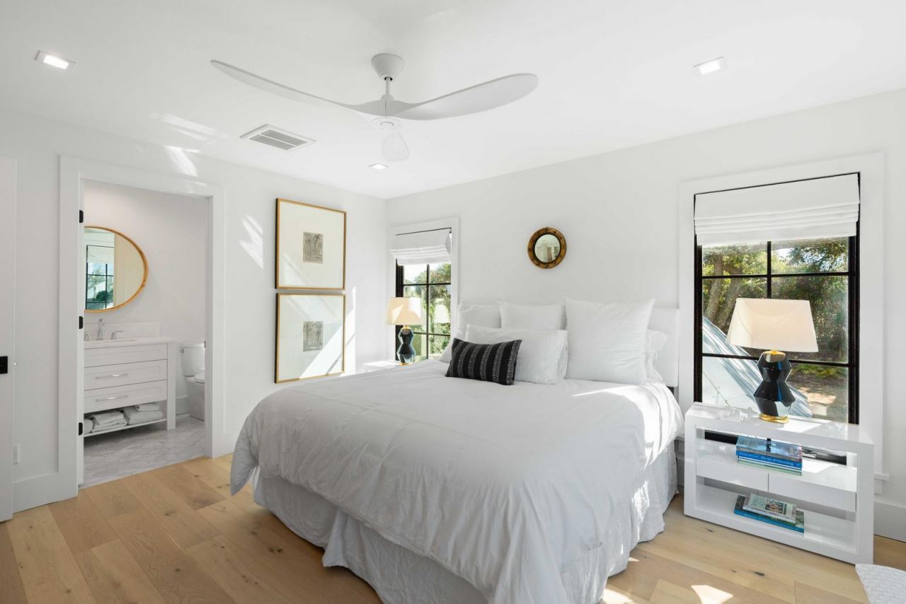 1001 Palm Boulevard Photo 33