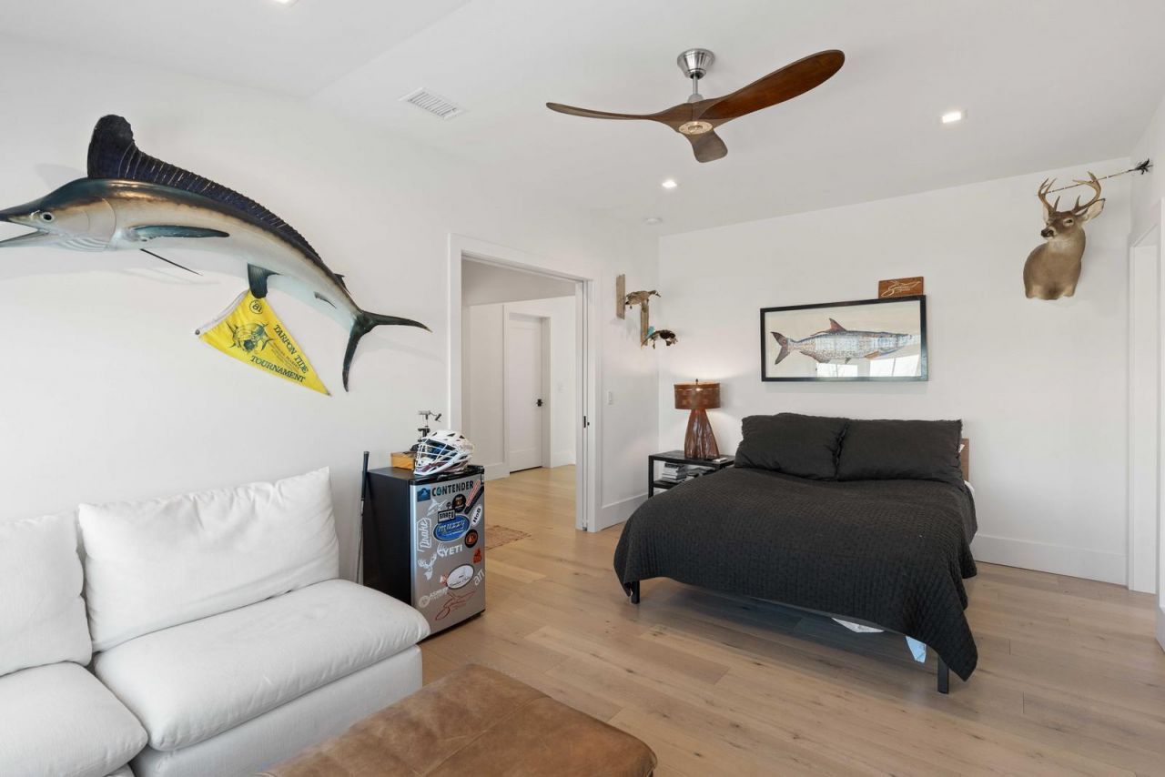 1001 Palm Boulevard Photo 61