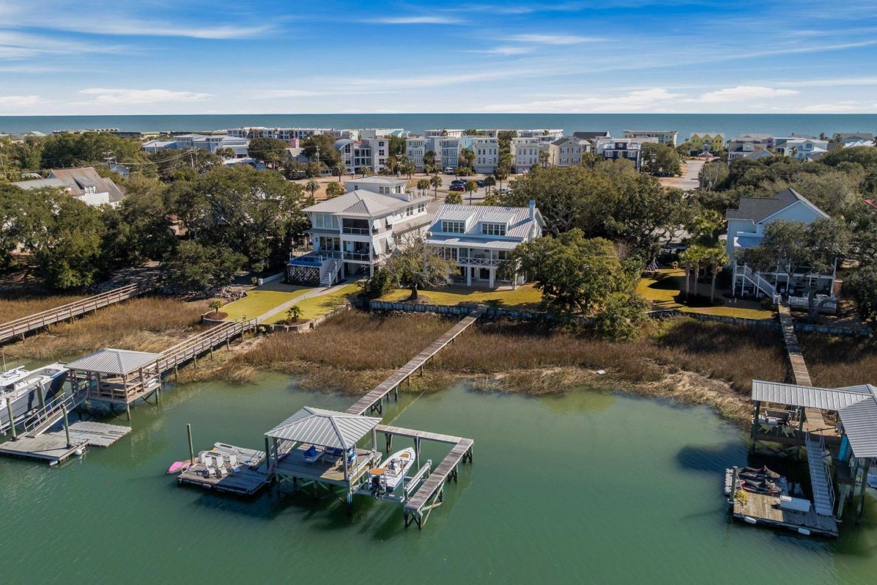 1001 Palm Boulevard Photo 77