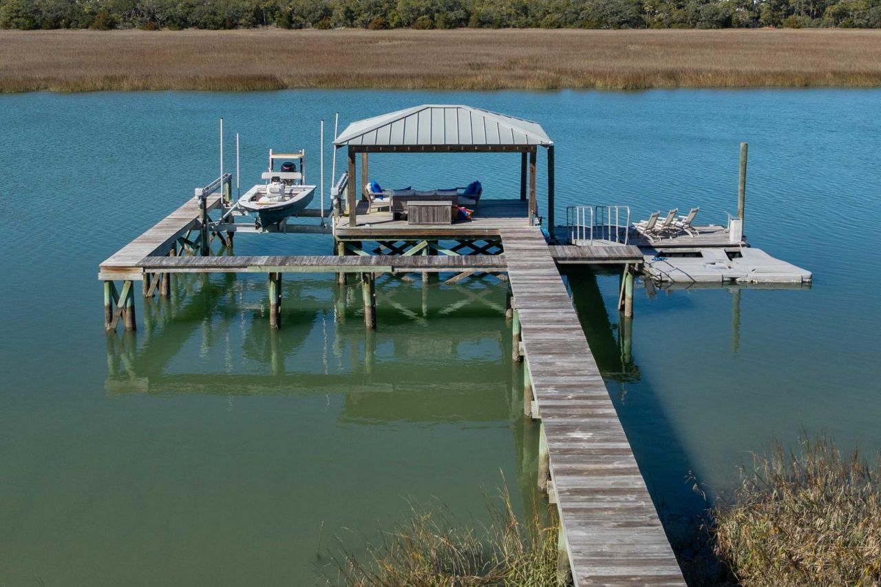 1001 Palm Boulevard Photo 84