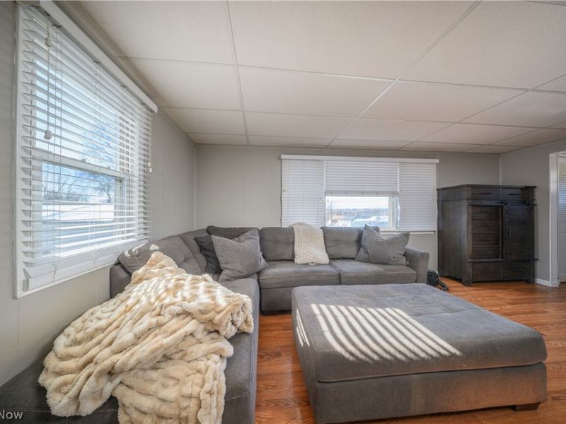 270 E Cassell Avenue, Barberton, OH 44203 Photo 8