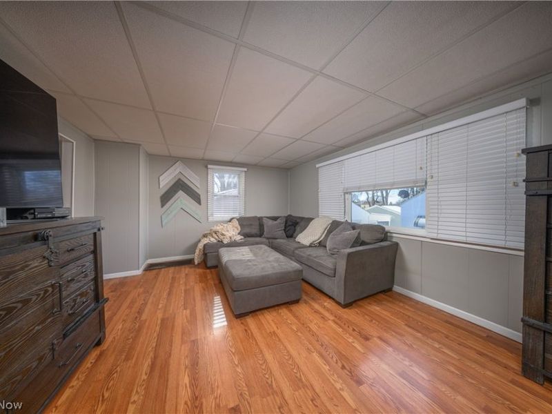 270 E Cassell Avenue, Barberton, OH 44203 Photo 9