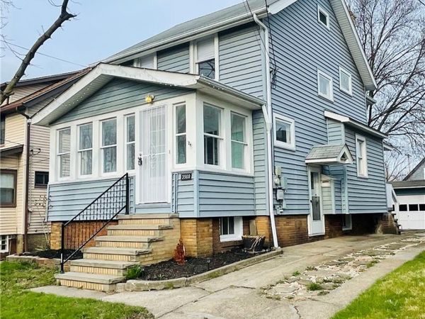 3560 W 65th Street, Cleveland, OH 44102