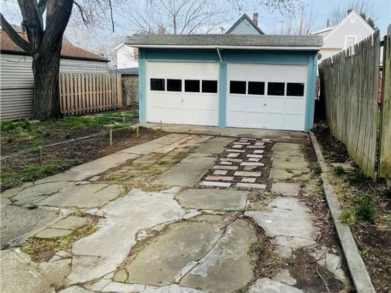 3560 W 65th Street, Cleveland, OH 44102 Photo 3