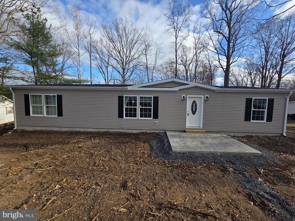 9 HILLSIDE DRIVE , QUAKERTOWN, PA 18951