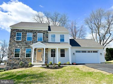 144 CRICKET LANE, CAMP HILL, PA 17011
