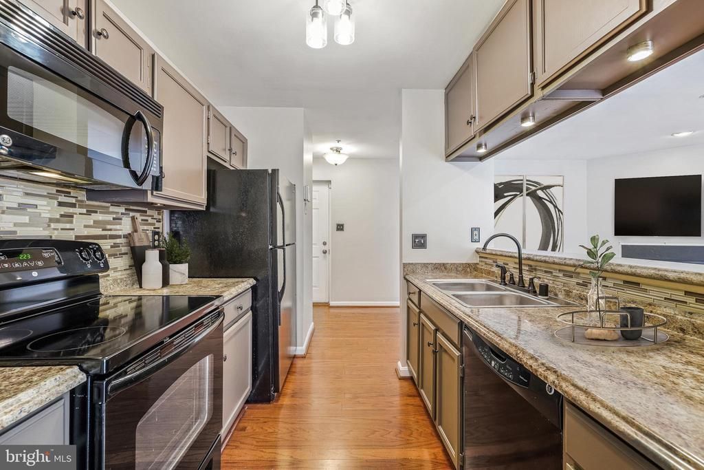 2051 Alice Avenue, Unit 2051-303, Oxon Hill, MD 20745 Main Photo