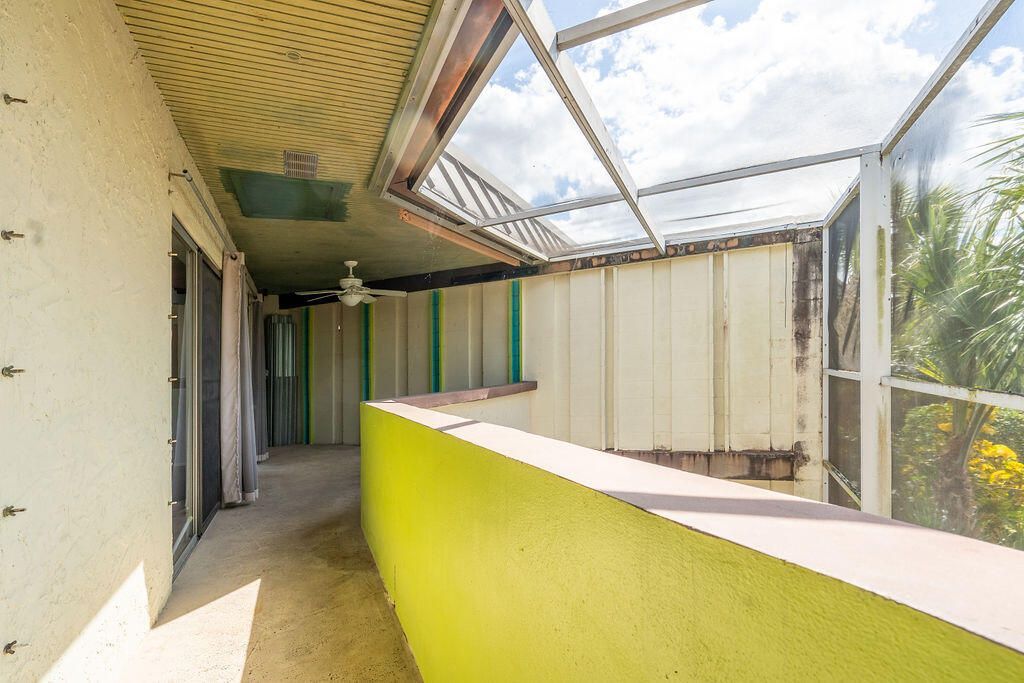 2 Greenway Village N, Unit 210, Royal Palm Beach, FL 33411 Photo