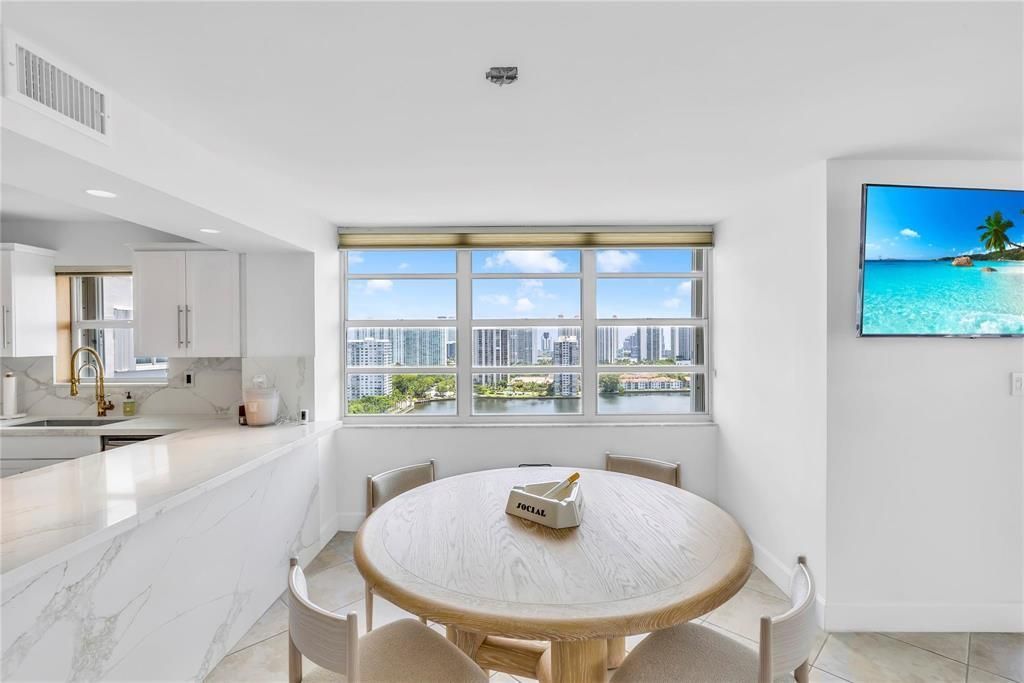 2750 NE 183rd Street, Unit 2202, Aventura, FL 33160 Photo