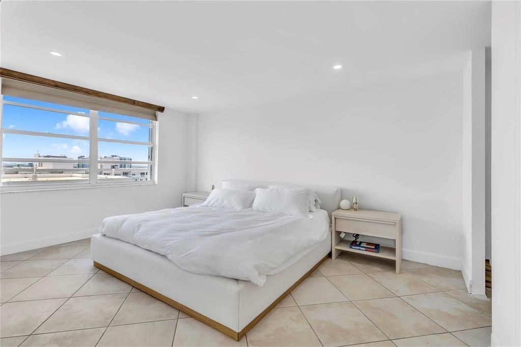 2750 NE 183rd Street, Unit 2202, Aventura, FL 33160 Photo