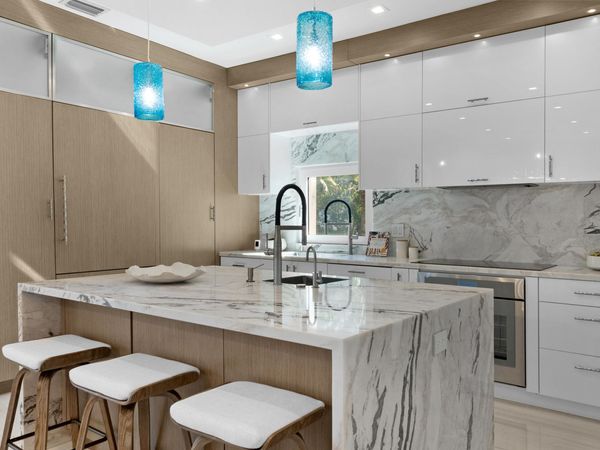 1792 Bay Drive, Unit 27, Pompano Beach, FL 33062