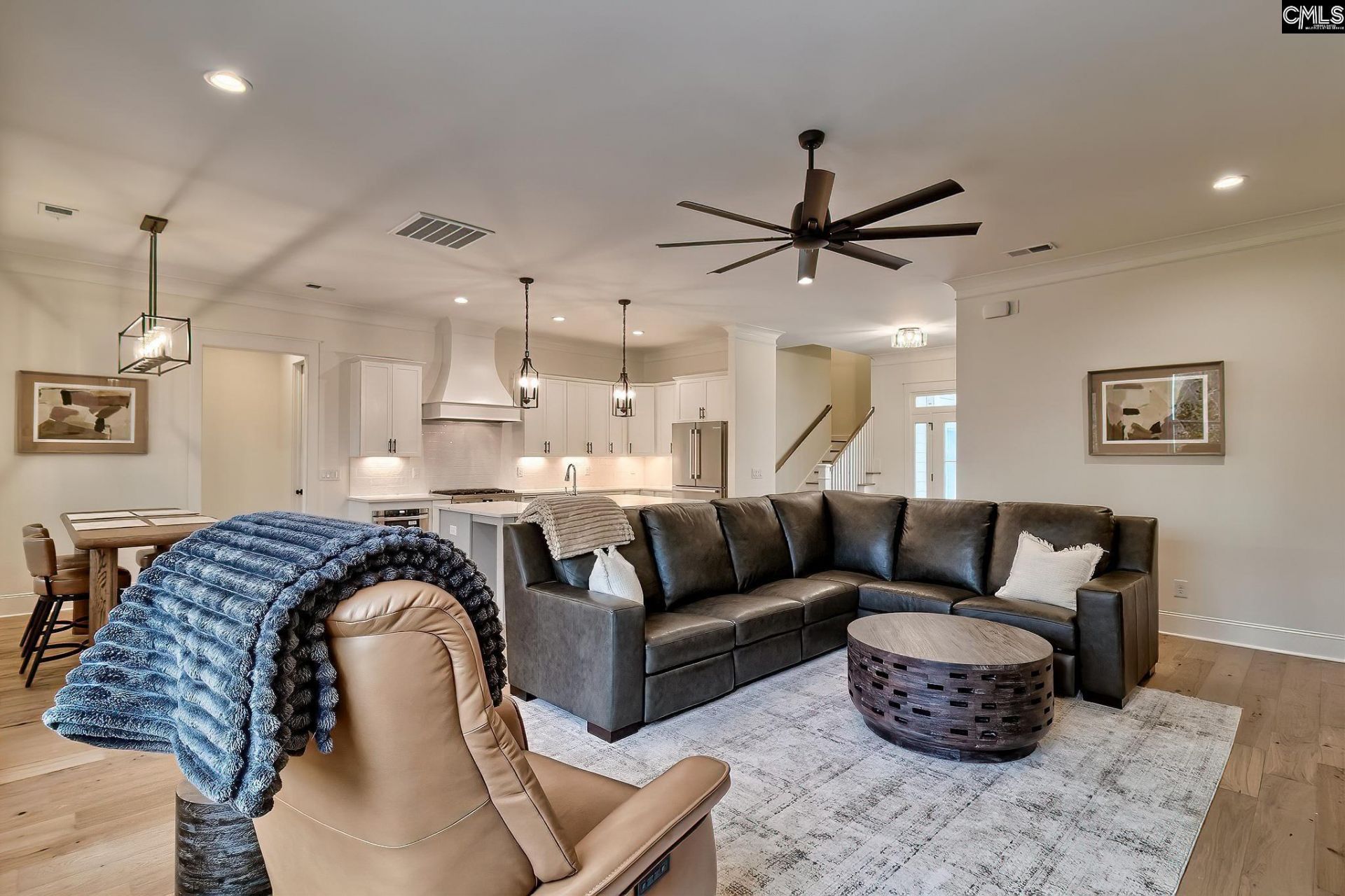 816 Elms Spinney Lane  Photo 10