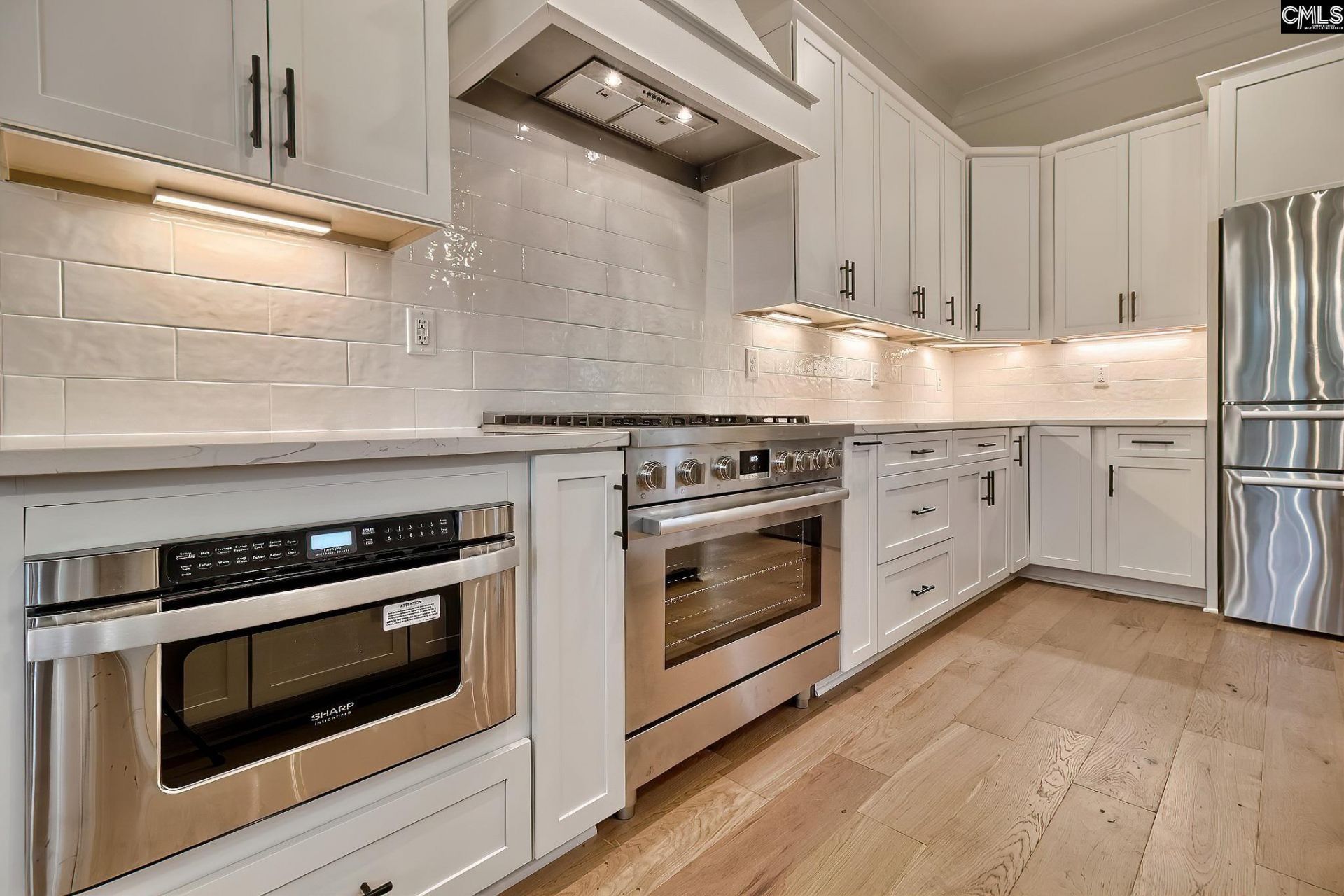 816 Elms Spinney Lane  Photo 6