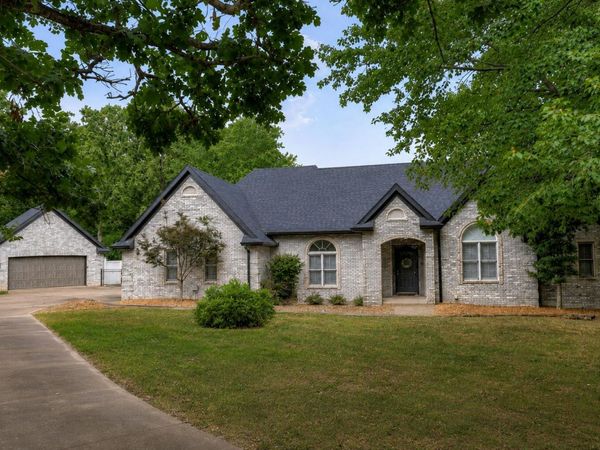 7 Deer Run Drive, Joplin, MO 64804