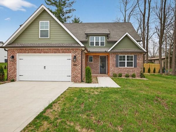 384 Old Kentucky Rd, Cookeville, TN 38501