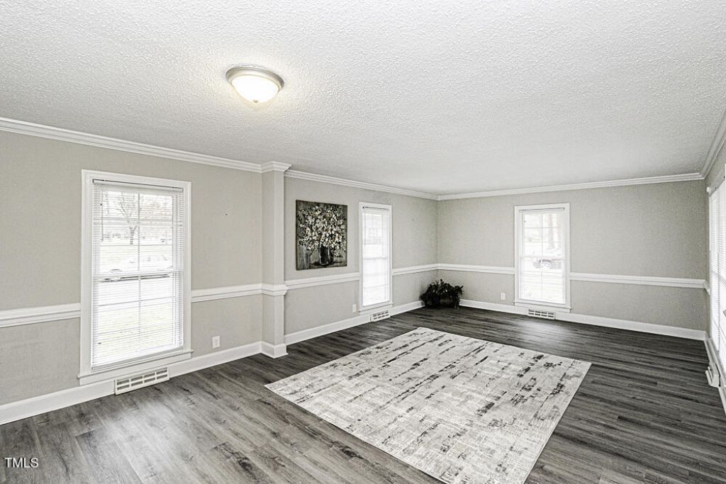 1117 Parkside Drive Nw, Wilson, NC 27896 Main Photo