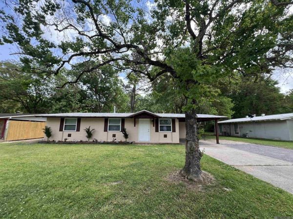 11588 Biscayne Dr, Baton Rouge, LA 70814