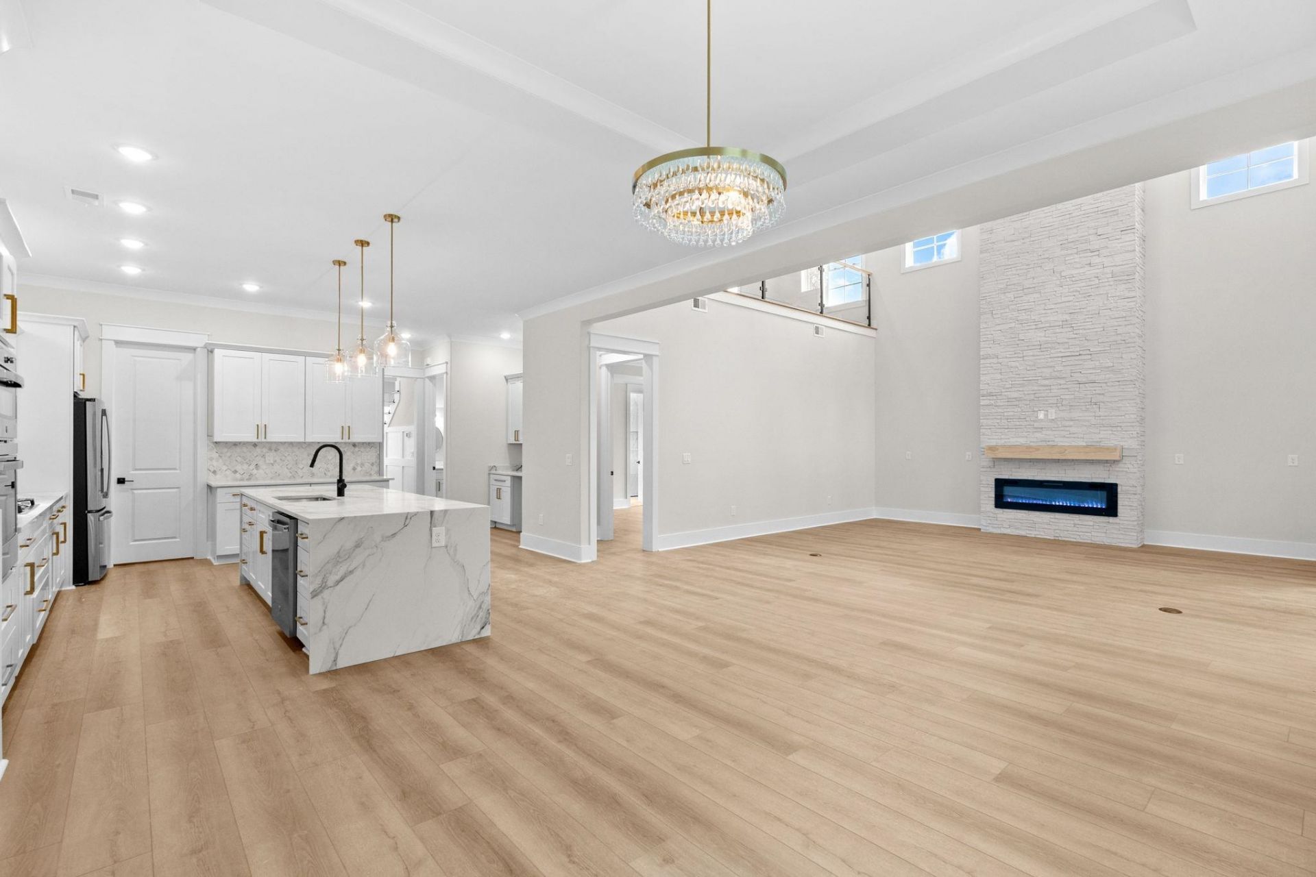 409 Seabury Ln. Photo 32