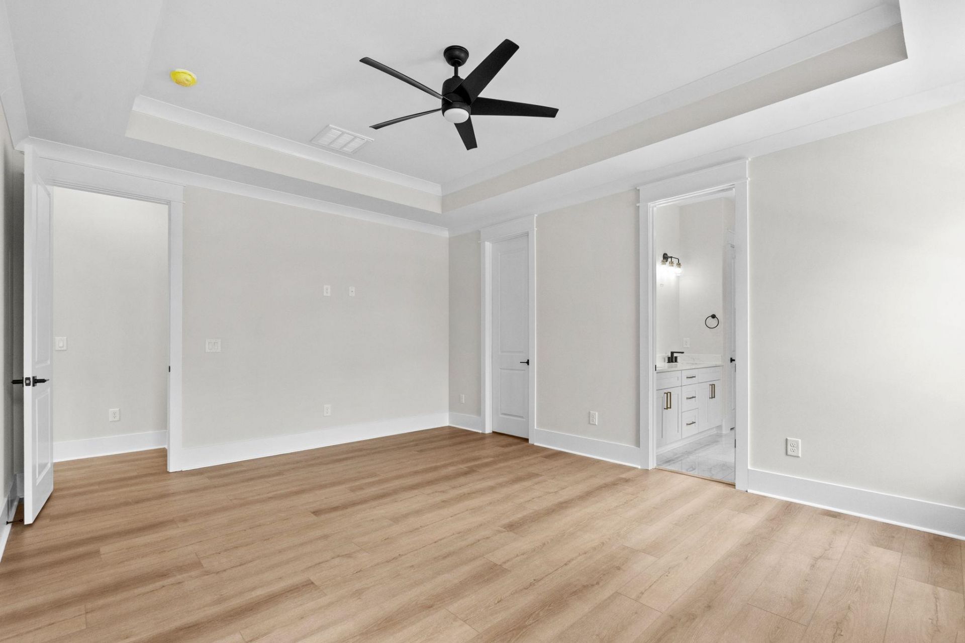 409 Seabury Ln. Photo 35
