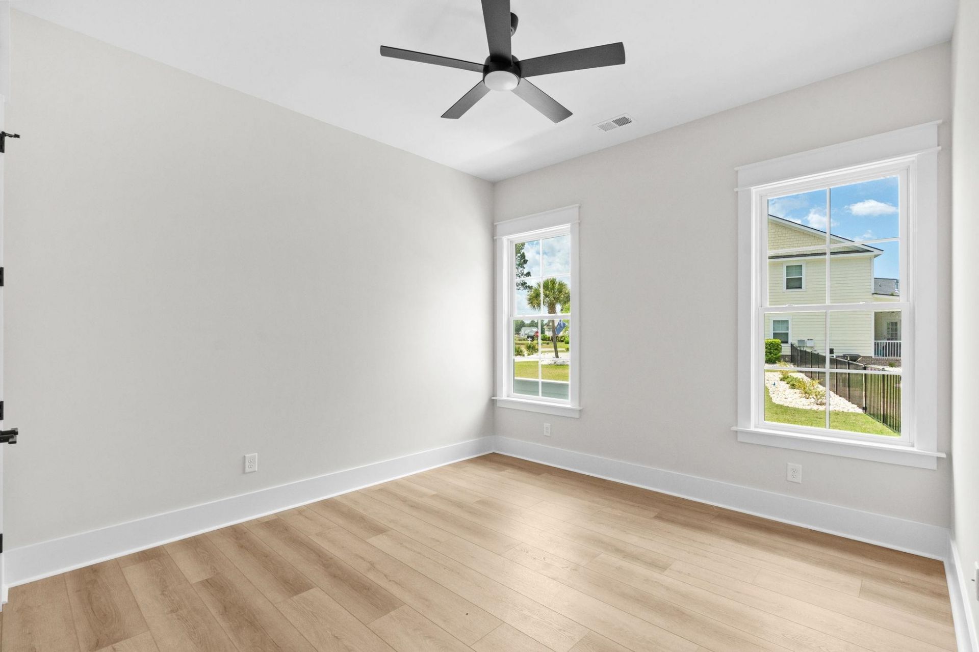 409 Seabury Ln. Photo 41