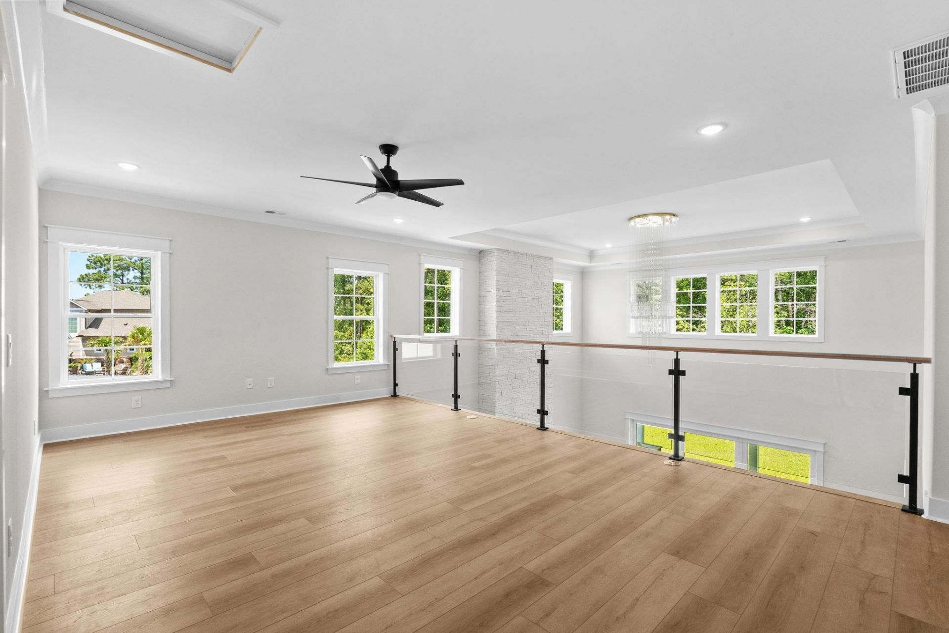 409 Seabury Ln. Photo 46