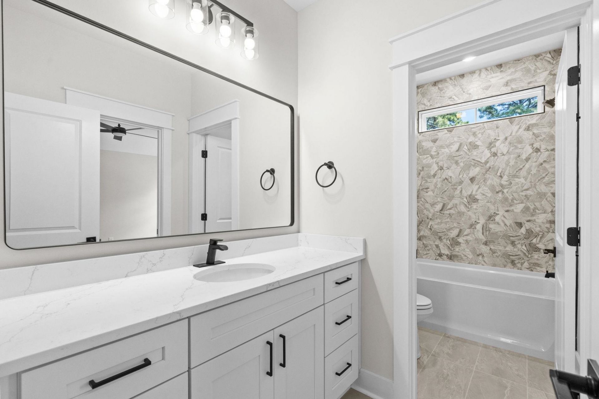 409 Seabury Ln. Photo 51