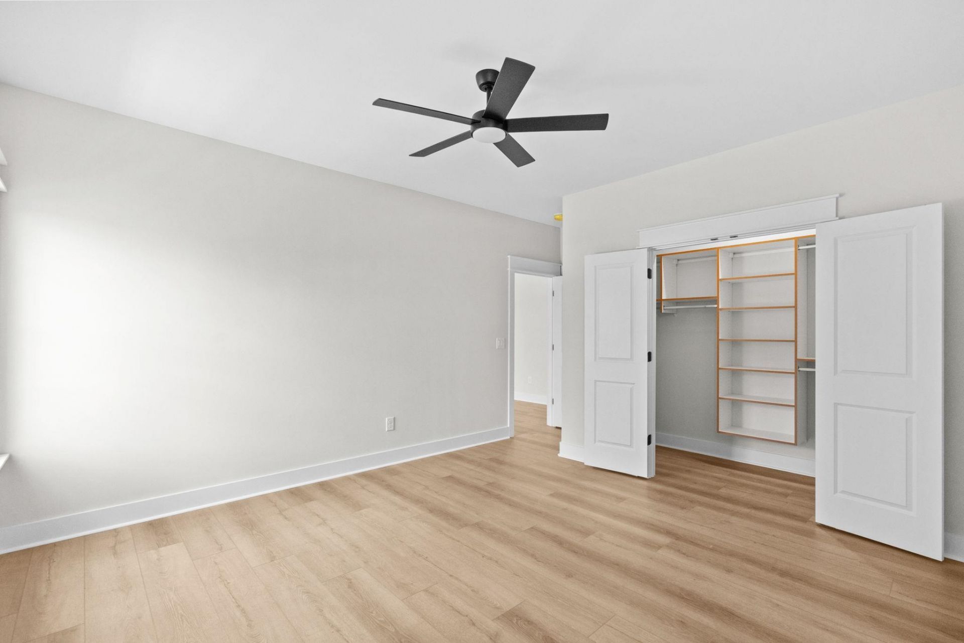 409 Seabury Ln. Photo 54