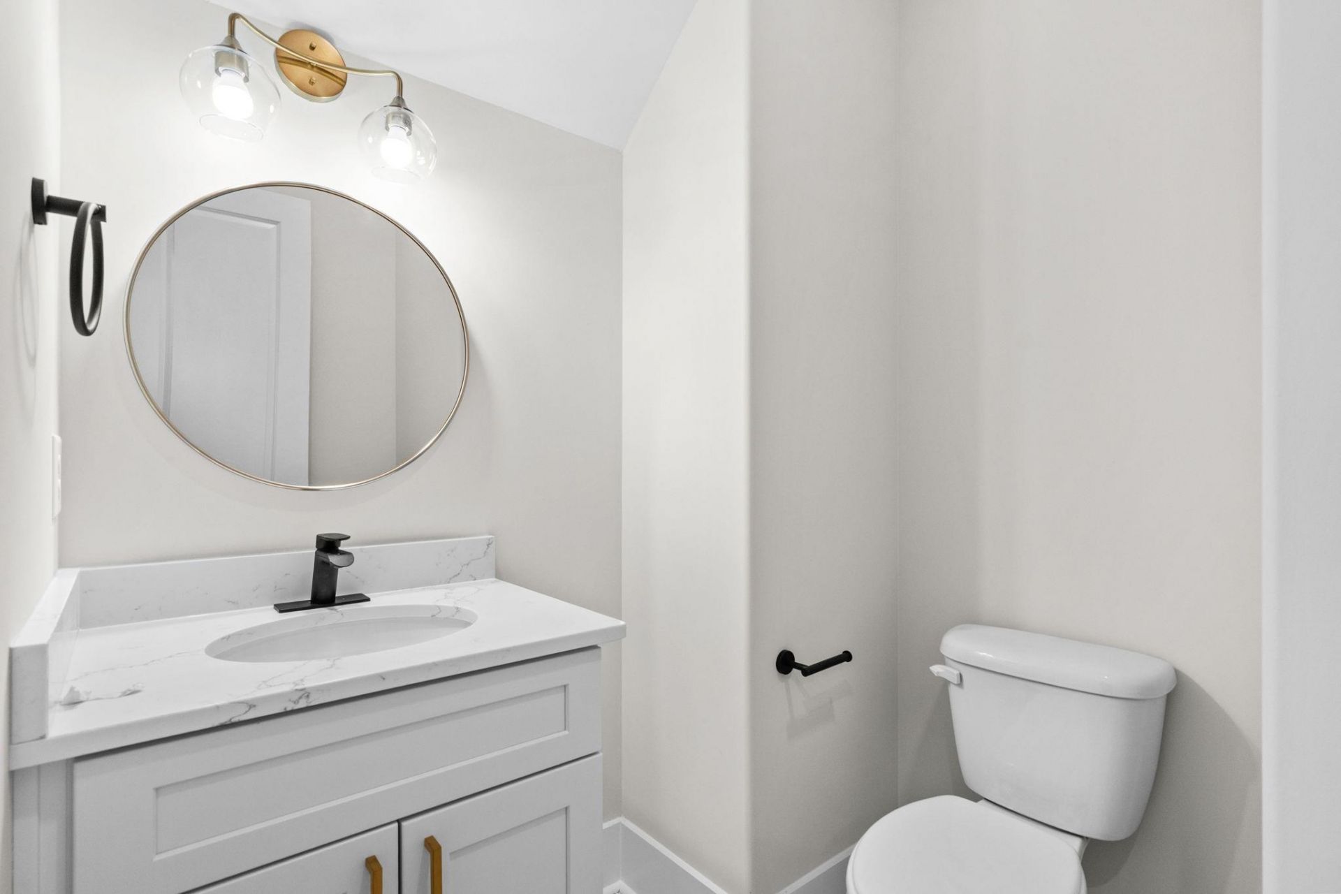 409 Seabury Ln. Photo 57