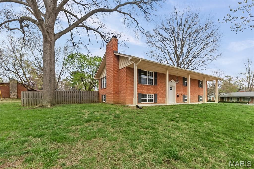 10 Fawnlily, Belleville, IL 62221 Main Photo