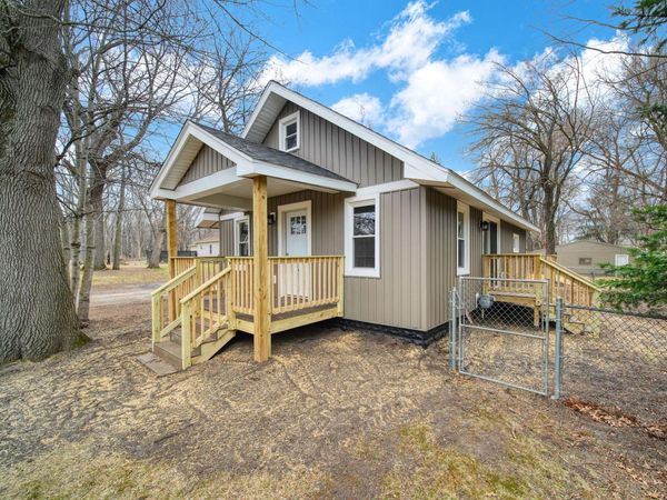 3227 Matthews Street, Jackson, MI 49203