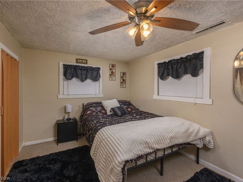 10770 Dot Avenue NE, Alliance, OH 44601 Photo 18