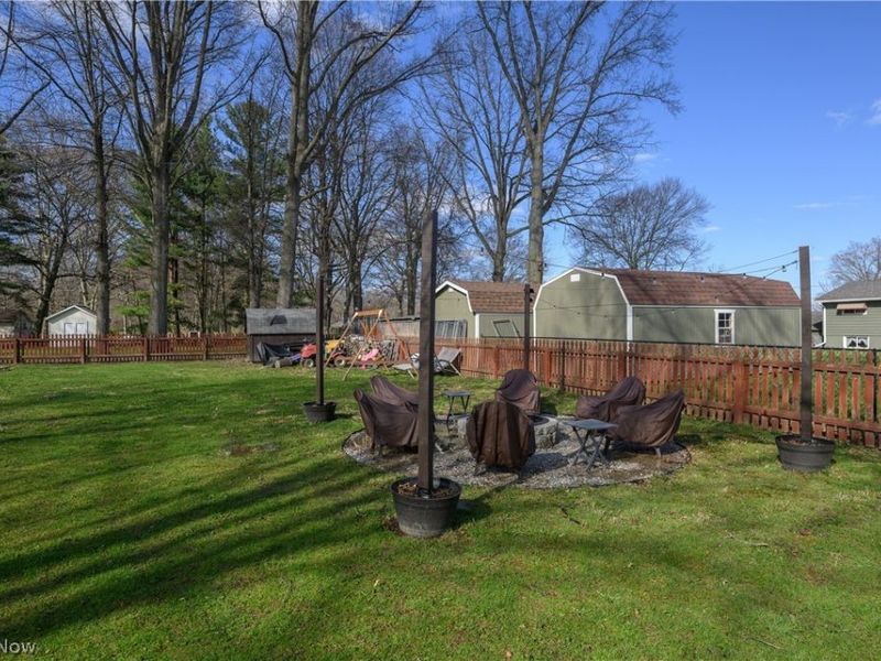 10770 Dot Avenue NE, Alliance, OH 44601 Photo 34